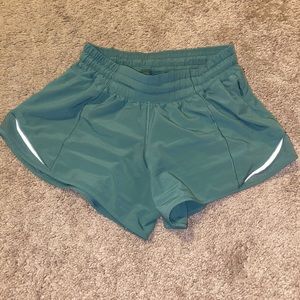 lululemon hotty hot shorts